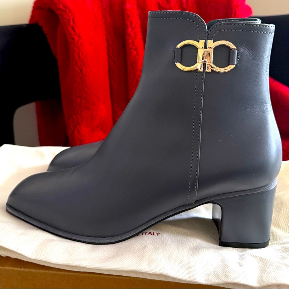 *Authentic Salvatore Ferragamo Booties - Cassaro